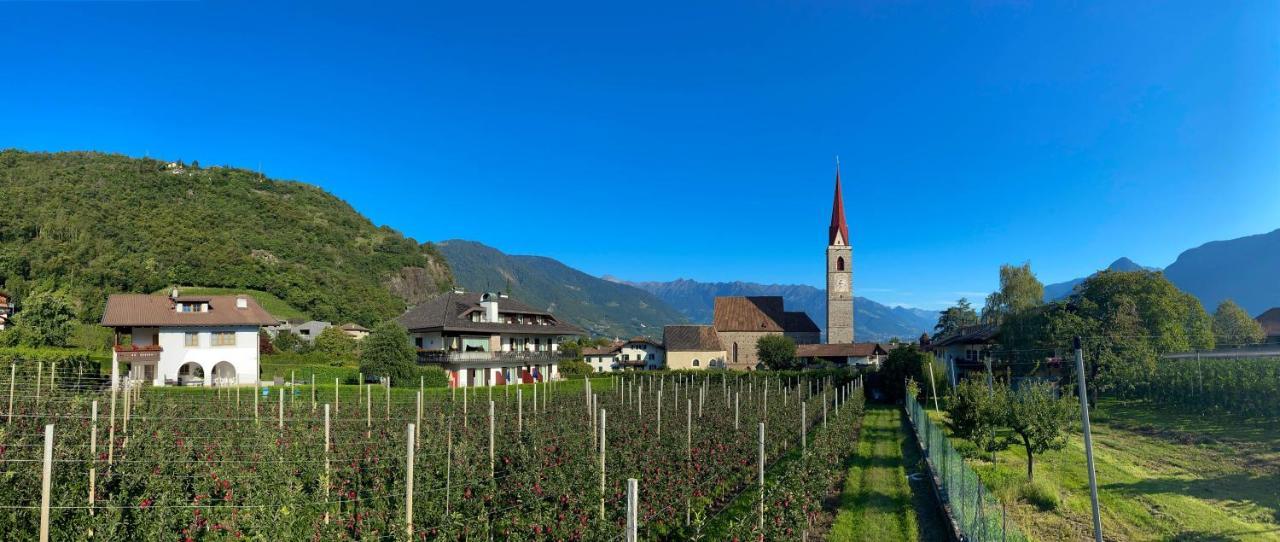 Bed and Breakfast Pension Rebgut Lana Zewnętrze zdjęcie