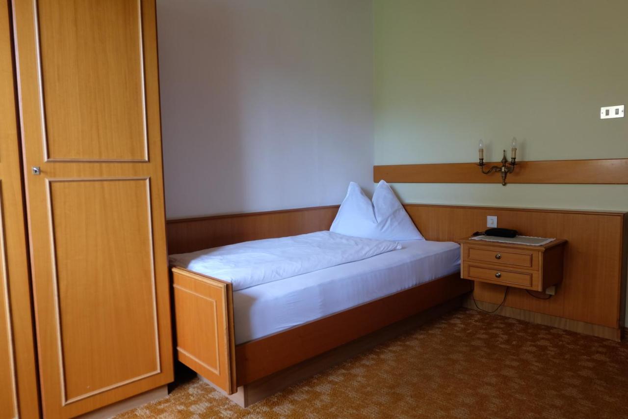 Bed and Breakfast Pension Rebgut Lana Zewnętrze zdjęcie