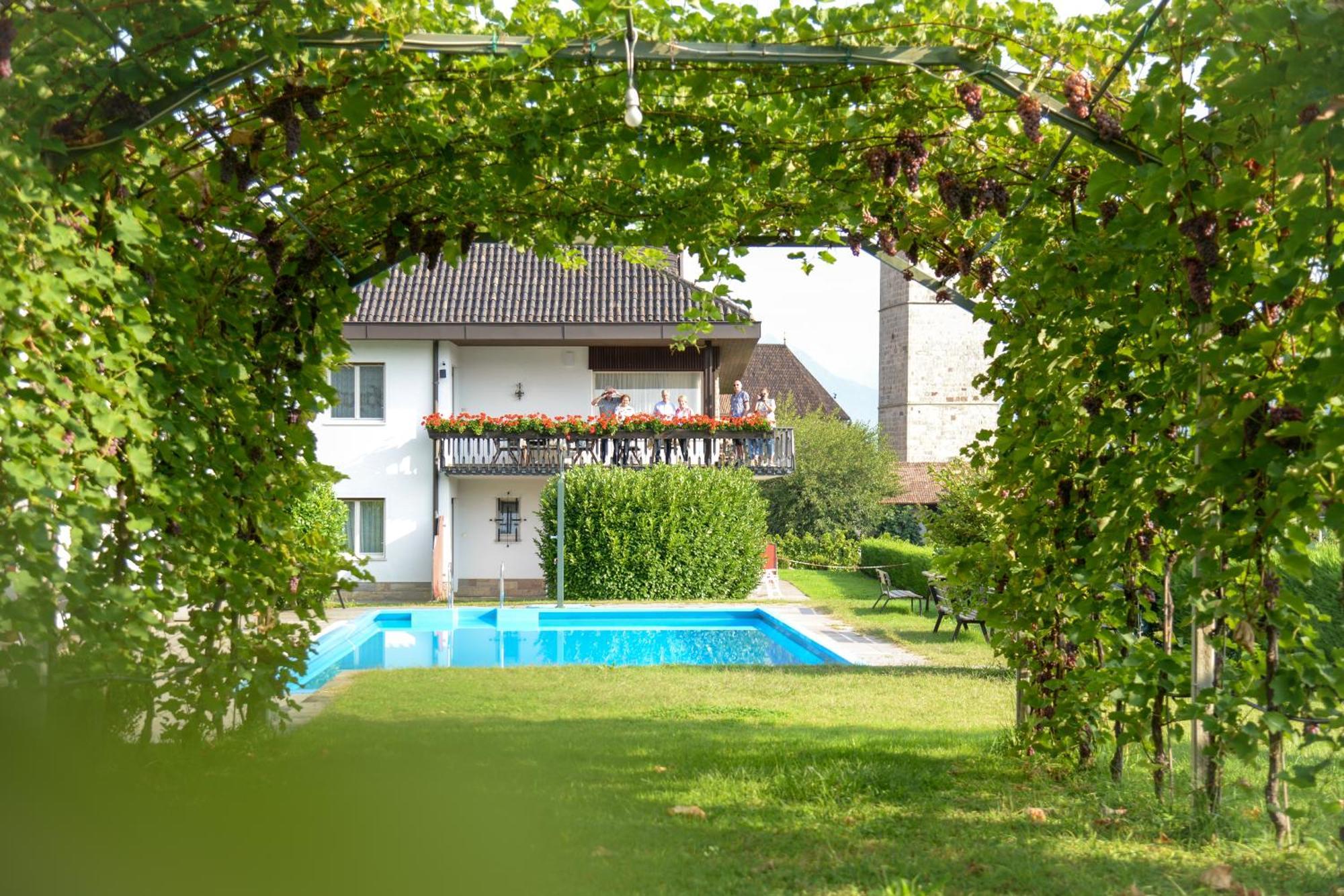 Bed and Breakfast Pension Rebgut Lana Zewnętrze zdjęcie