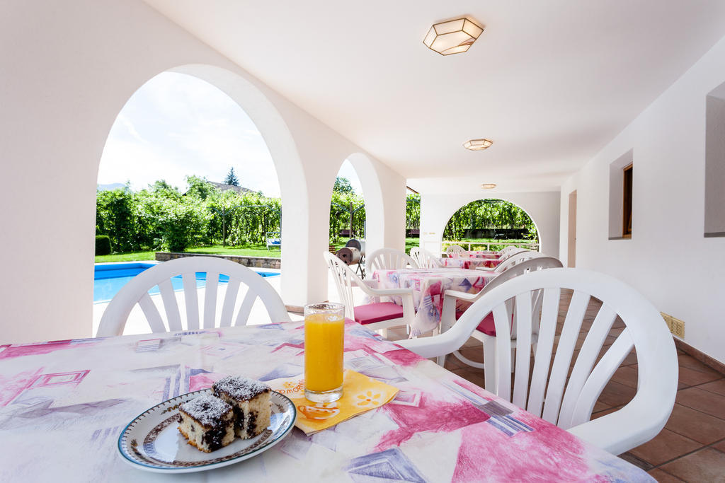 Bed and Breakfast Pension Rebgut Lana Zewnętrze zdjęcie